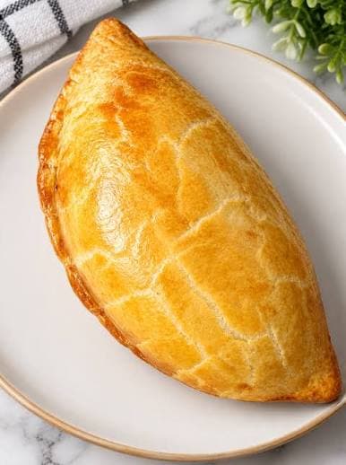 Jumbo Meat Pie & Chicken Pie Duo
